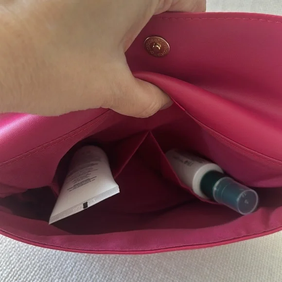 Salvatore Ferragamo Cosmetic Bag - Picture 9 of 12